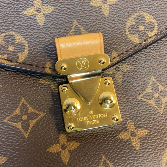 Louis Vuitton Pochette Métis - Picture 2 of 9